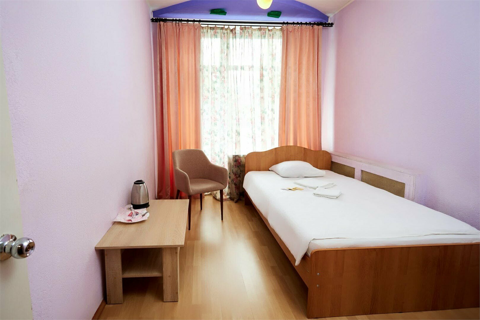 Одноместный номер с балконом