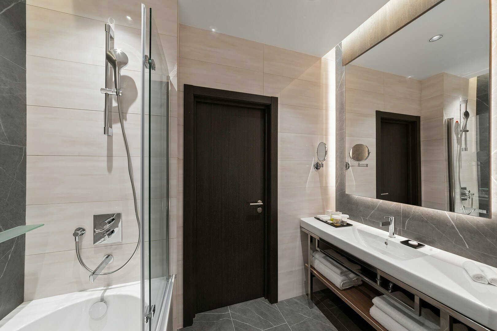 Джуниор Сьют