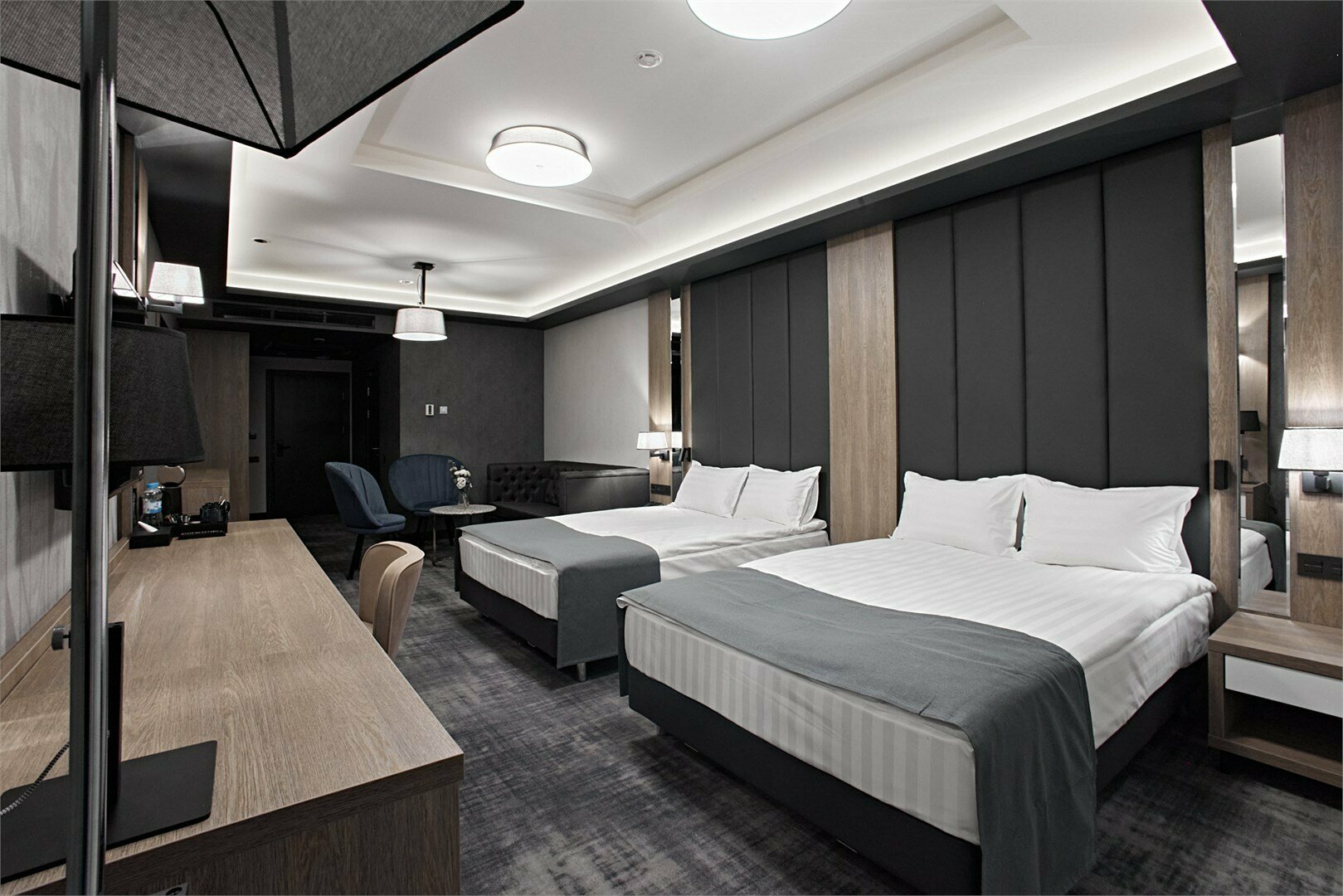 Джуниор Сьют Twin