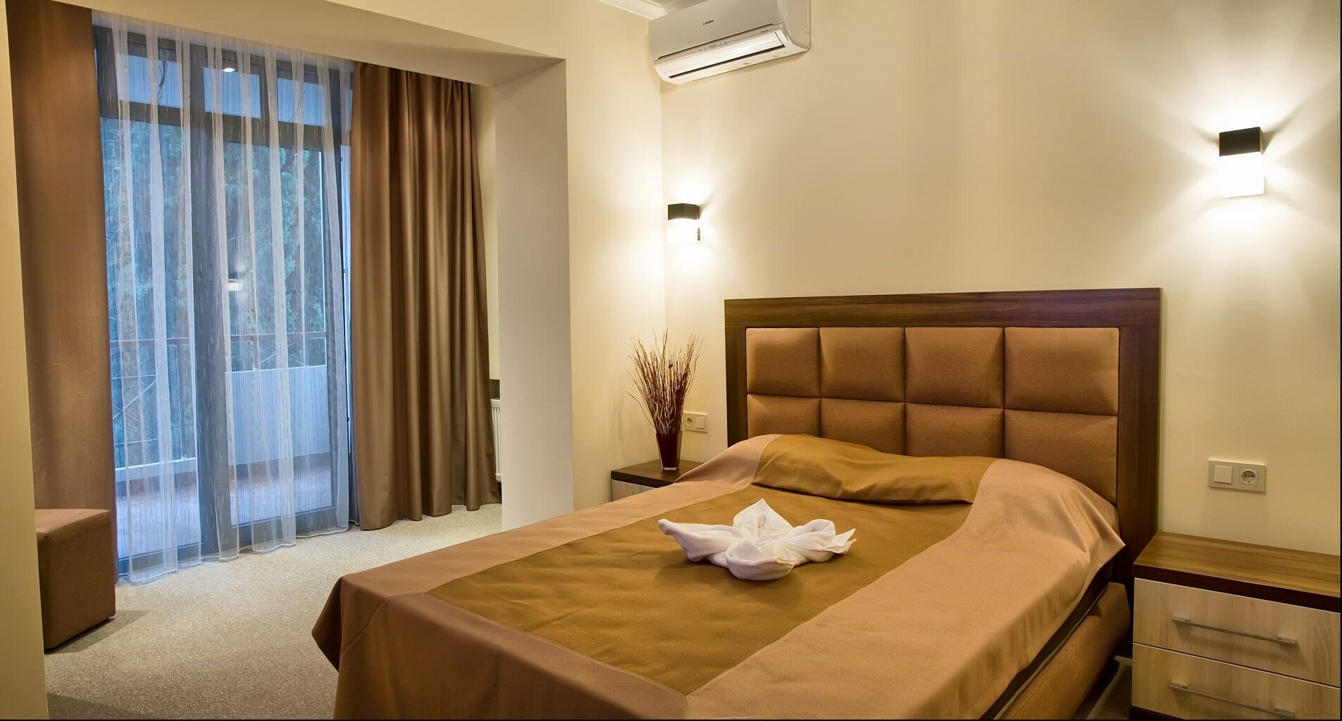 Люкс (номер высшей категории ***)