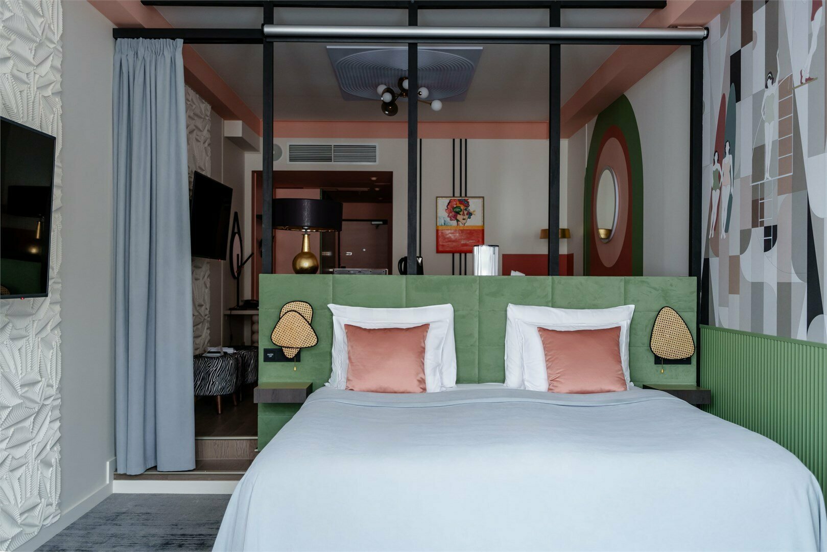 Креативный люкс с двуспальной кроватью