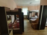 Улучшенный номер до 6 гостей с двухъярусными кроватями (Женский)) в Dom hostel