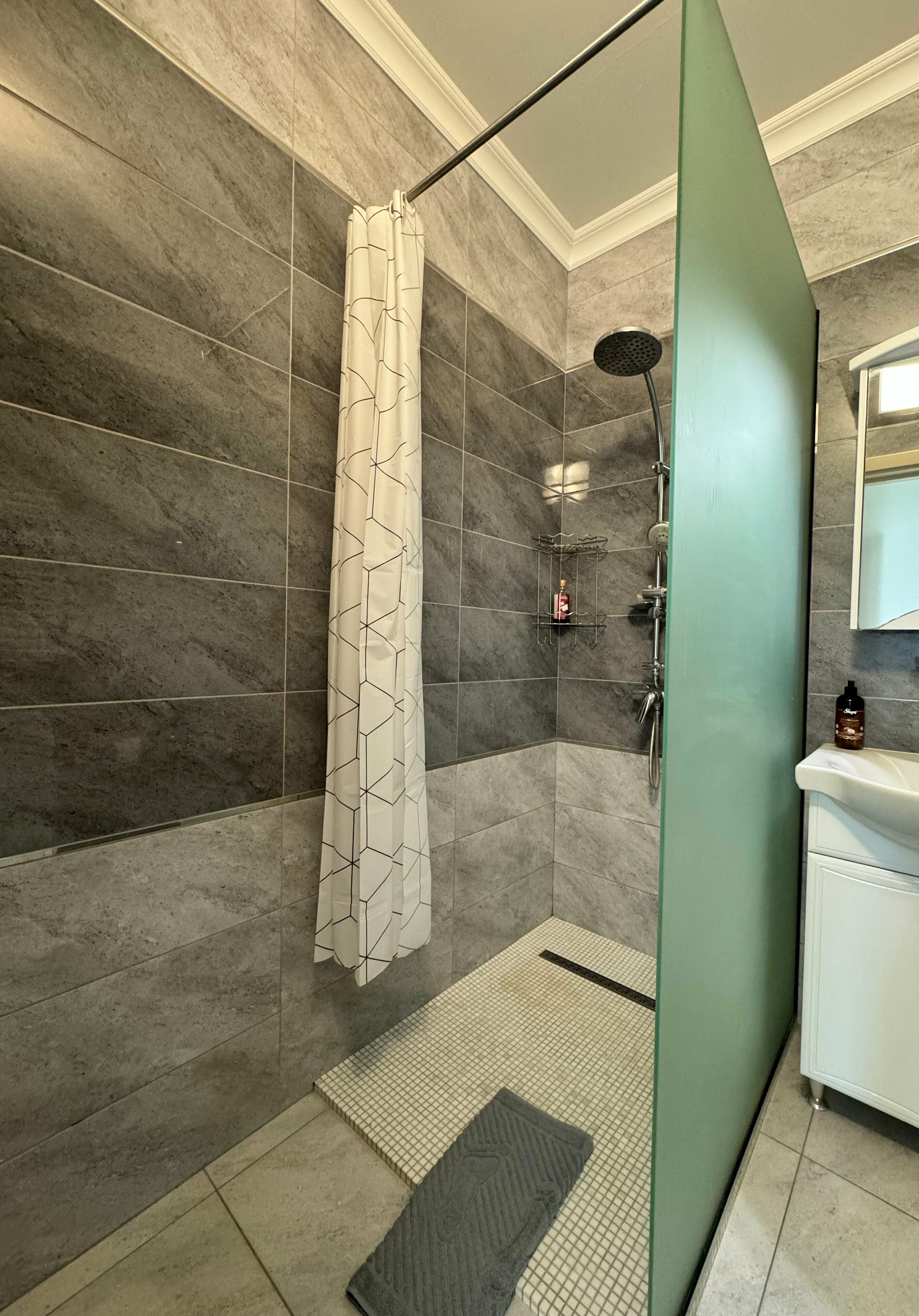 Трехместный номер с видом на море