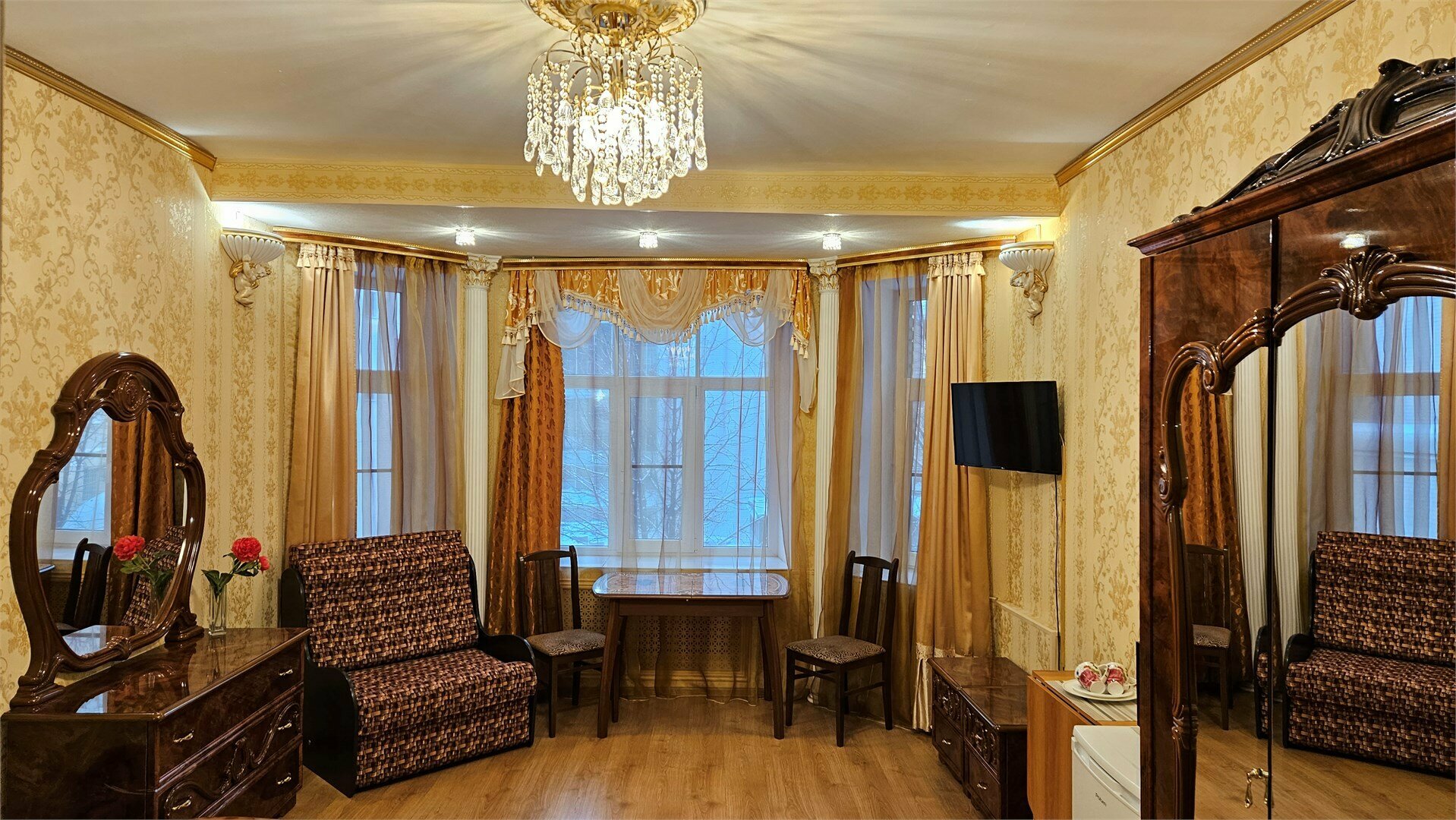 Двухкомнатный Семейный Блок