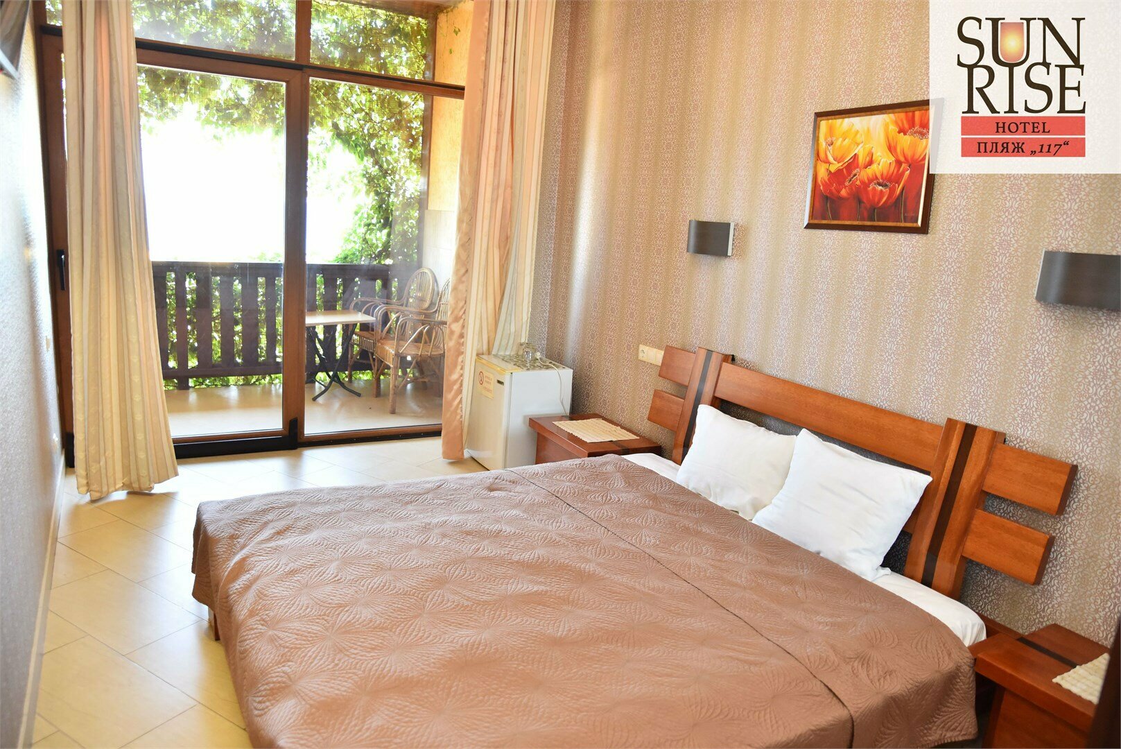 Полулюкс с двуспальной кроватью