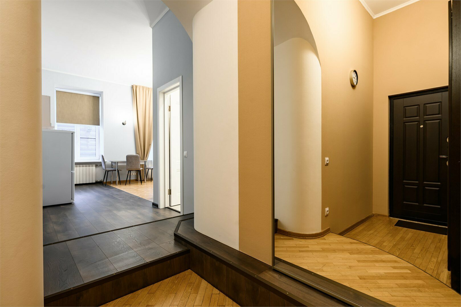 Просторные апартаменты с видом на памятник А.С. Пушкину, 50 м2