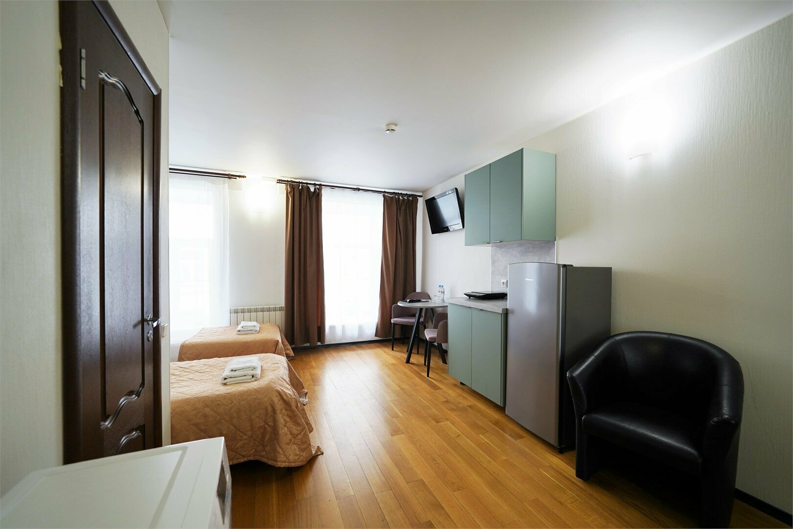 Меблированная комната формата «Классика+» с 2 кроватями