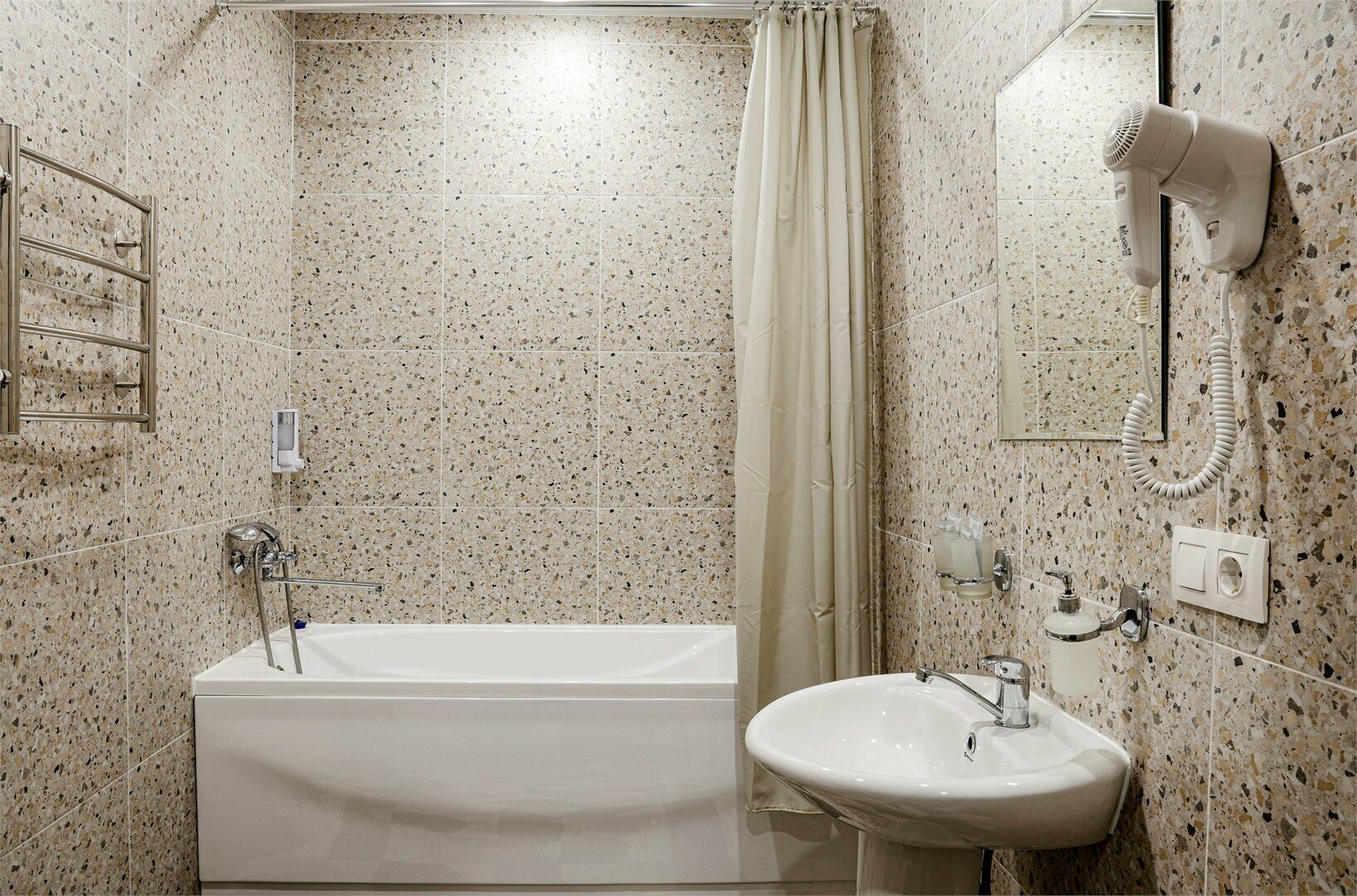 Двухместный Стандартный номер с 2 односпальными кроватями (TVIN)