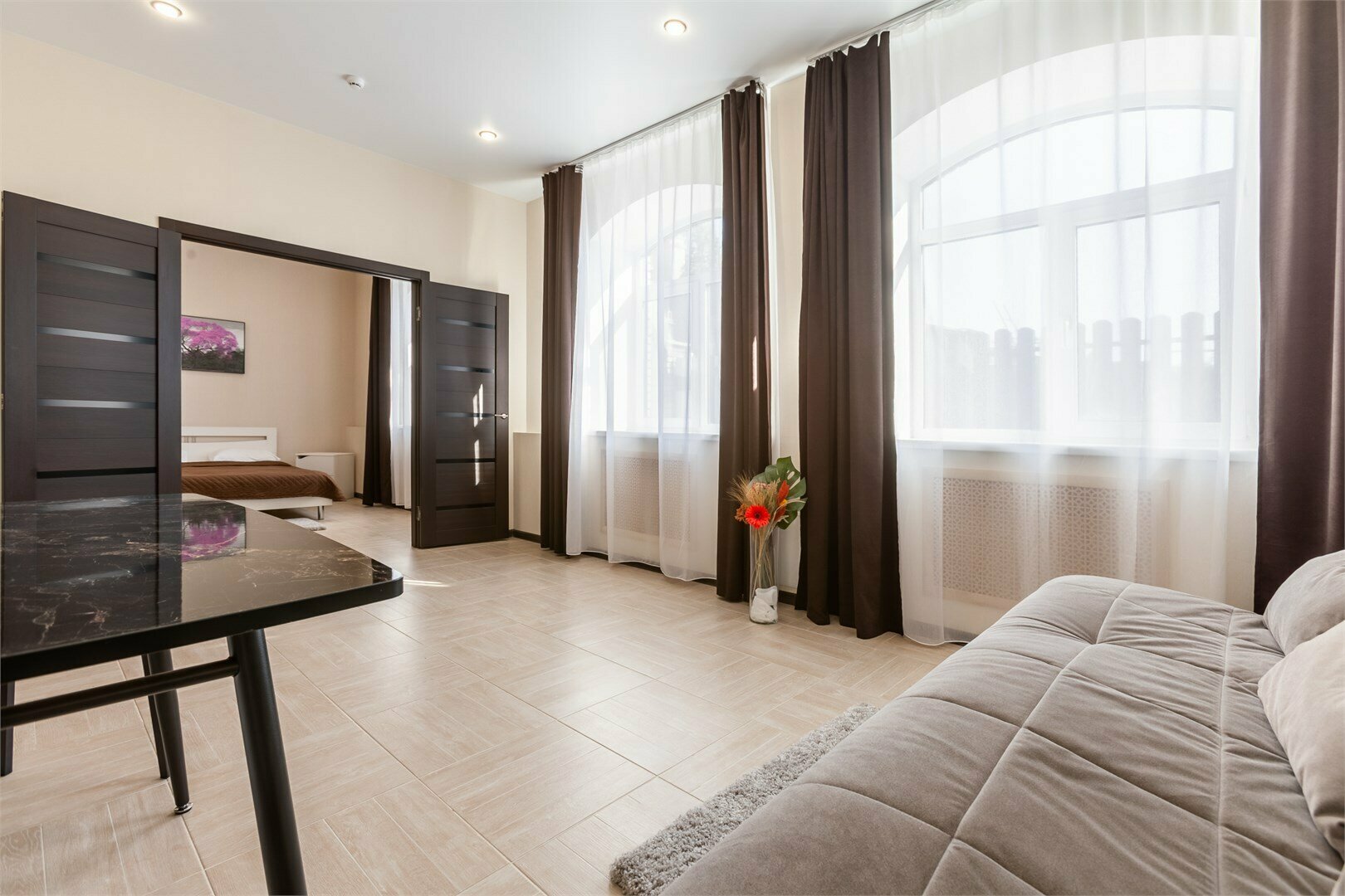 Полулюкс с кухней и большой кроватью