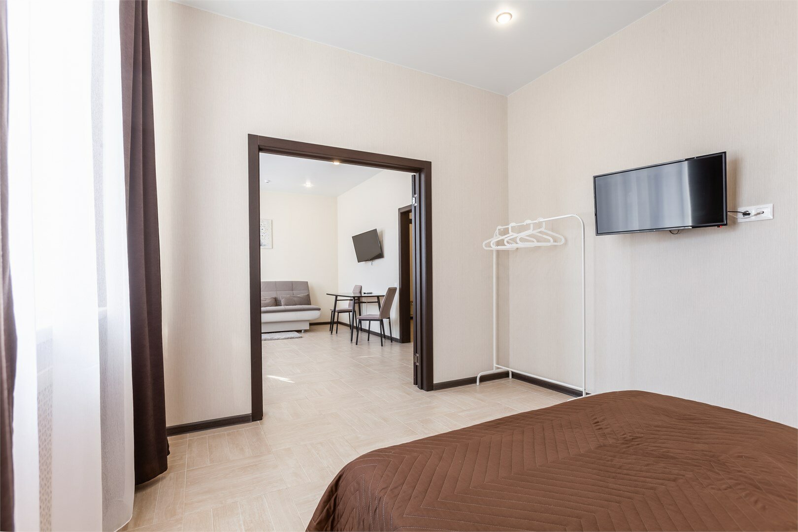 Полулюкс с кухней и большой кроватью