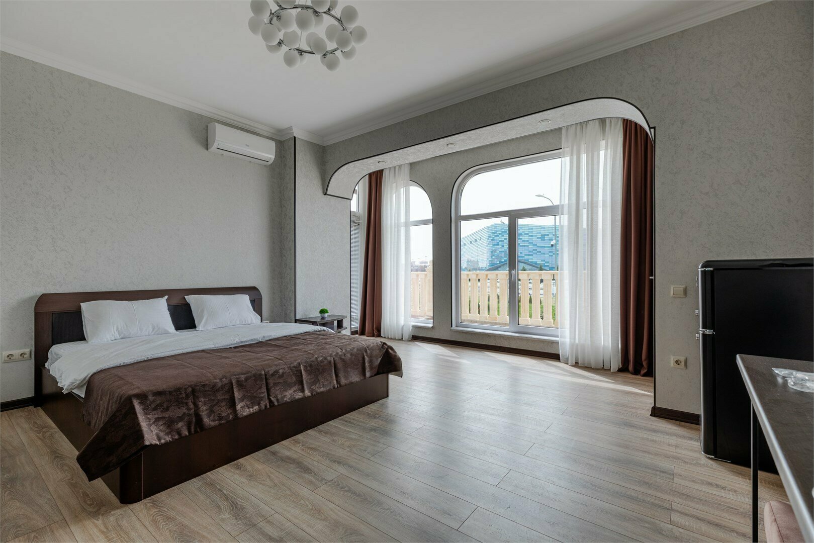 Улучшенный Люкс