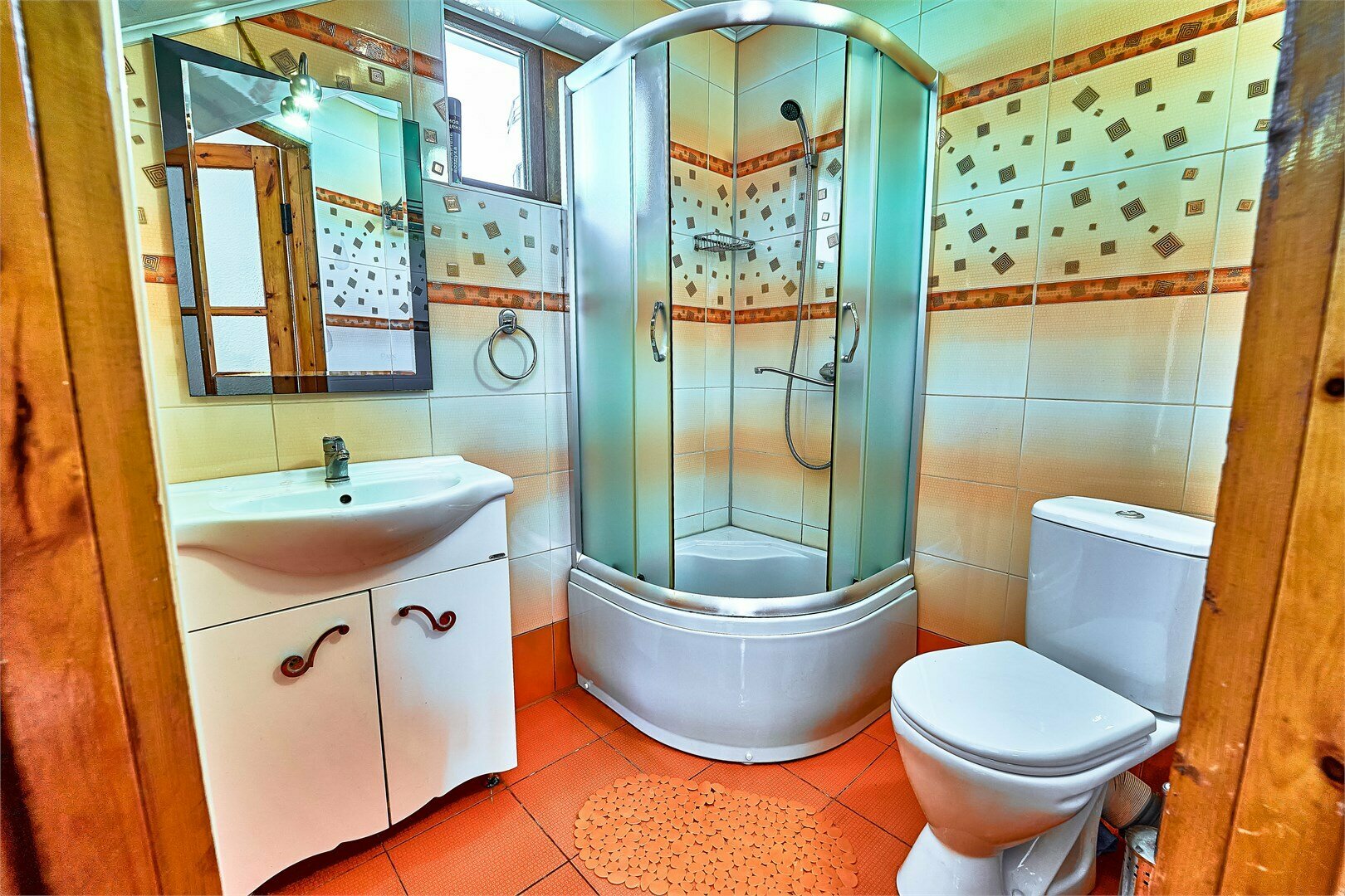 Стандартный двухместный номер с  одной 2-х спальной кроватью