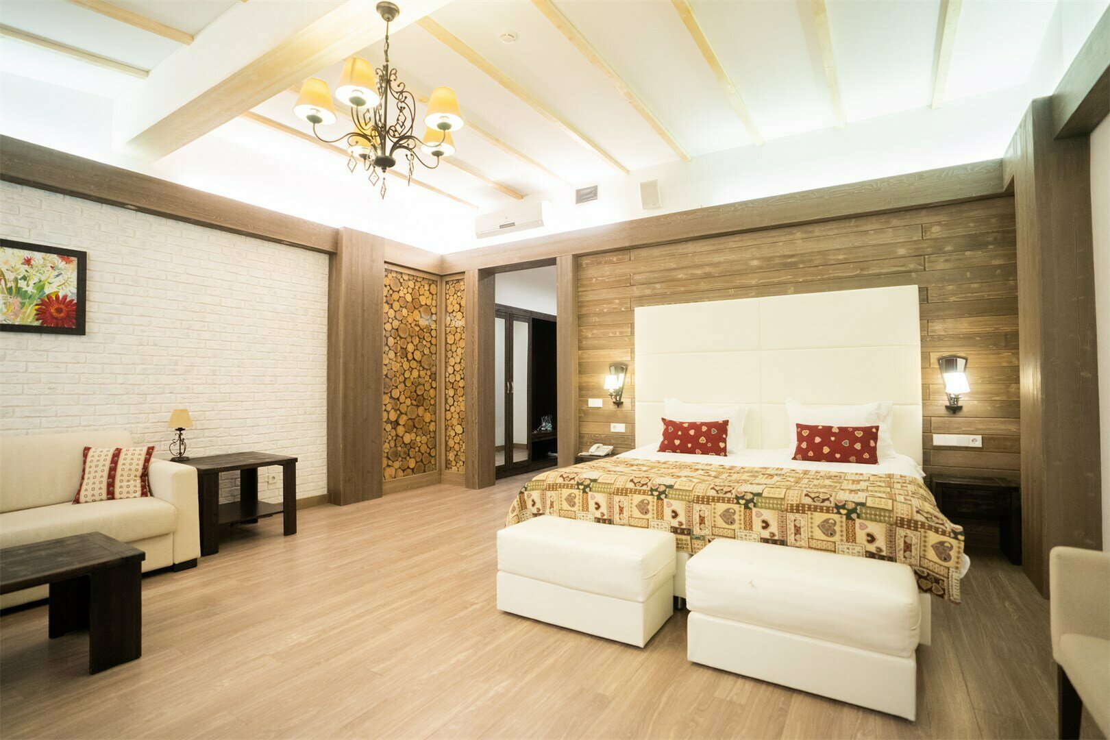 Джуниор Сьют