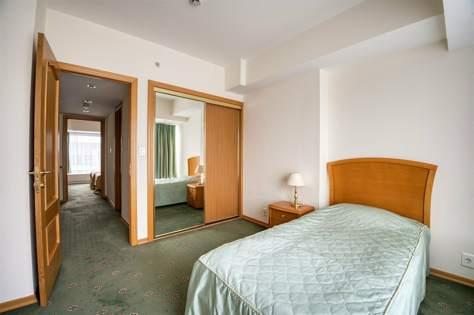 Апартаменты двухуровневые Стандарт (TWIN) без плиты