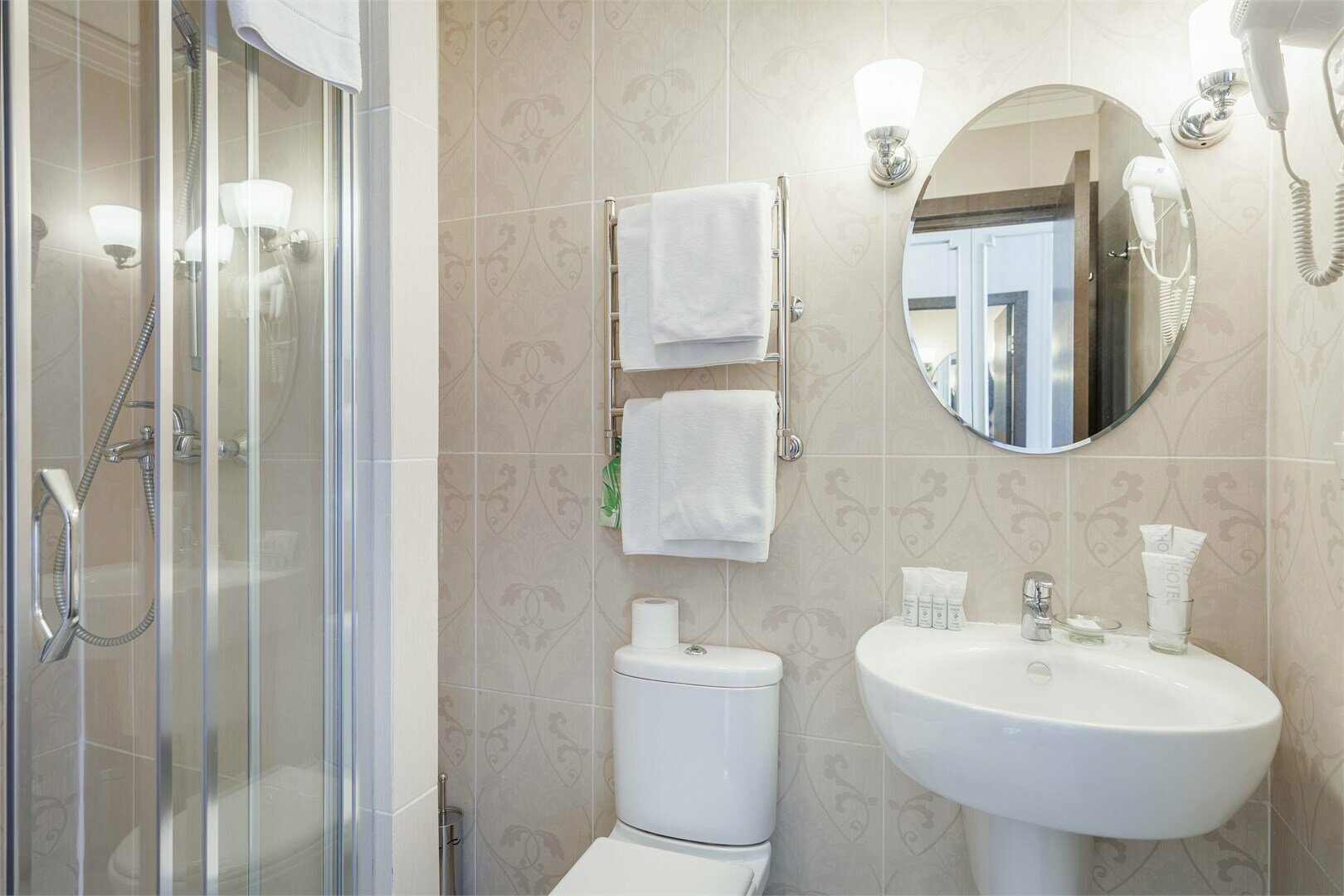 Супериор с видом