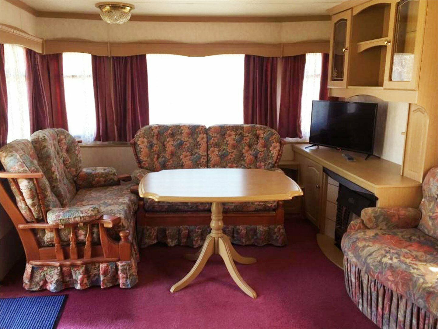 Кемпинги 4-х местные