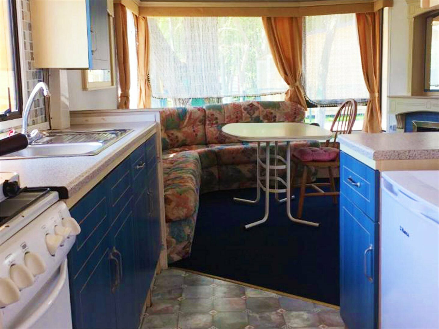 Кемпинги 6-и местные