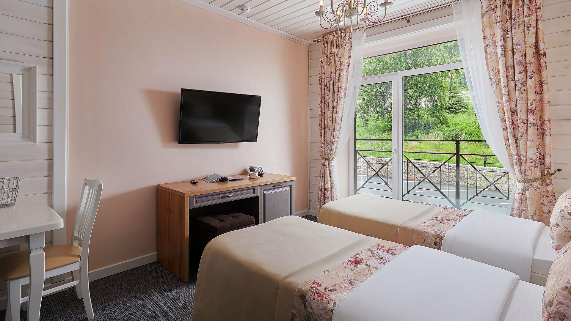 Стандарт с 2 односпальными кроватями