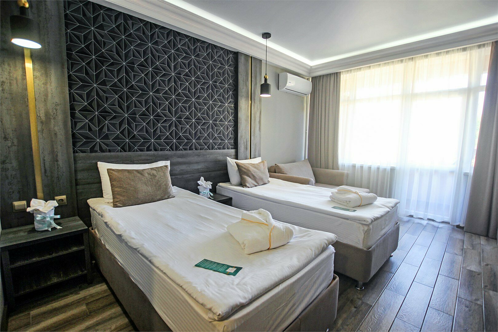 Двухместный номер с 1 кроватью или 2 отдельными кроватями и балконом