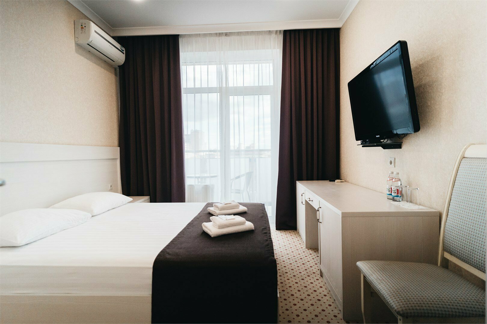 Двухместный номер с кроватью размера "King-size" и балконом