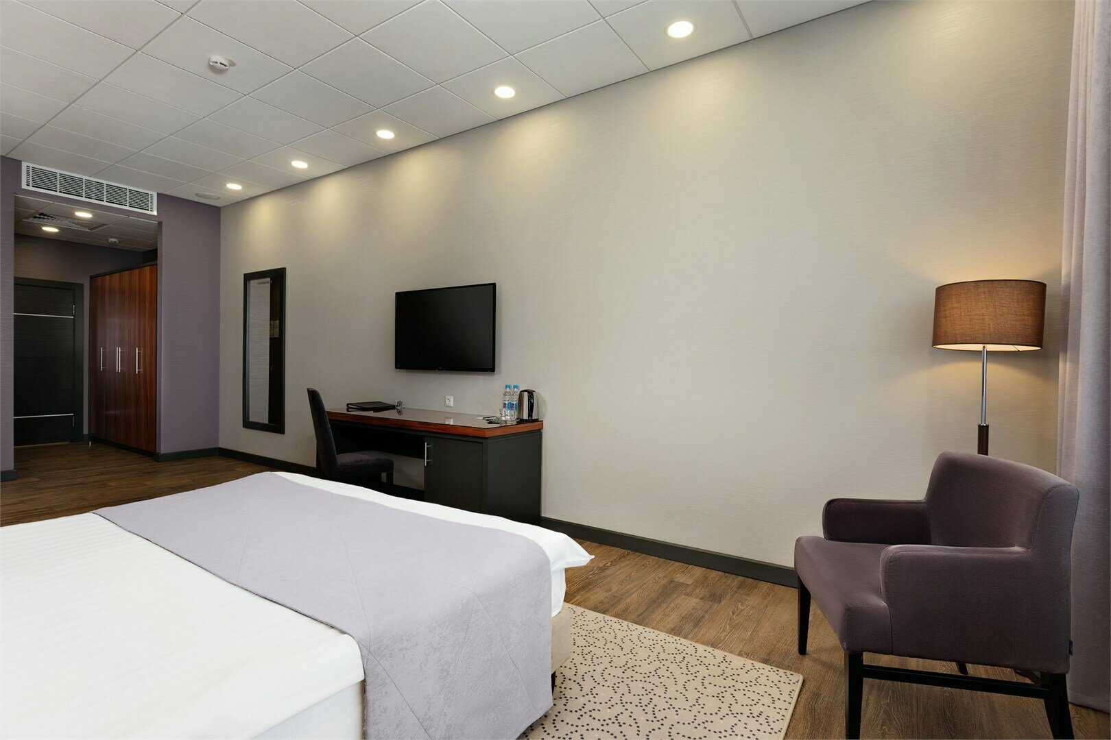 Полулюкс Делюкс