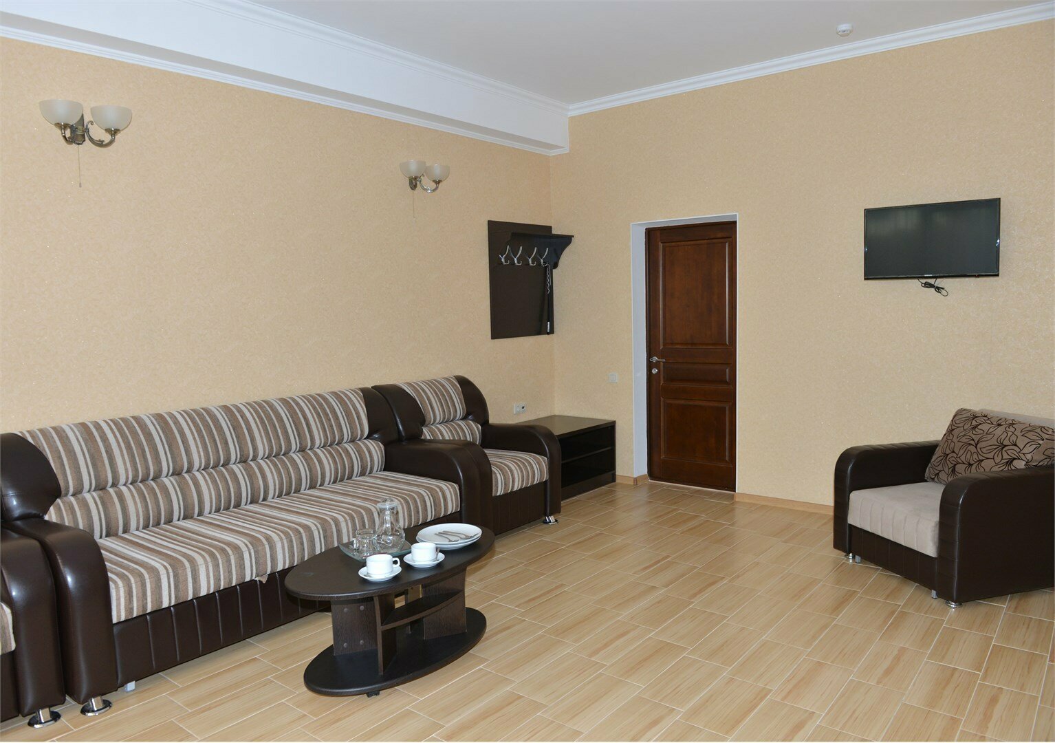 Люкс семейный двухкомнатный