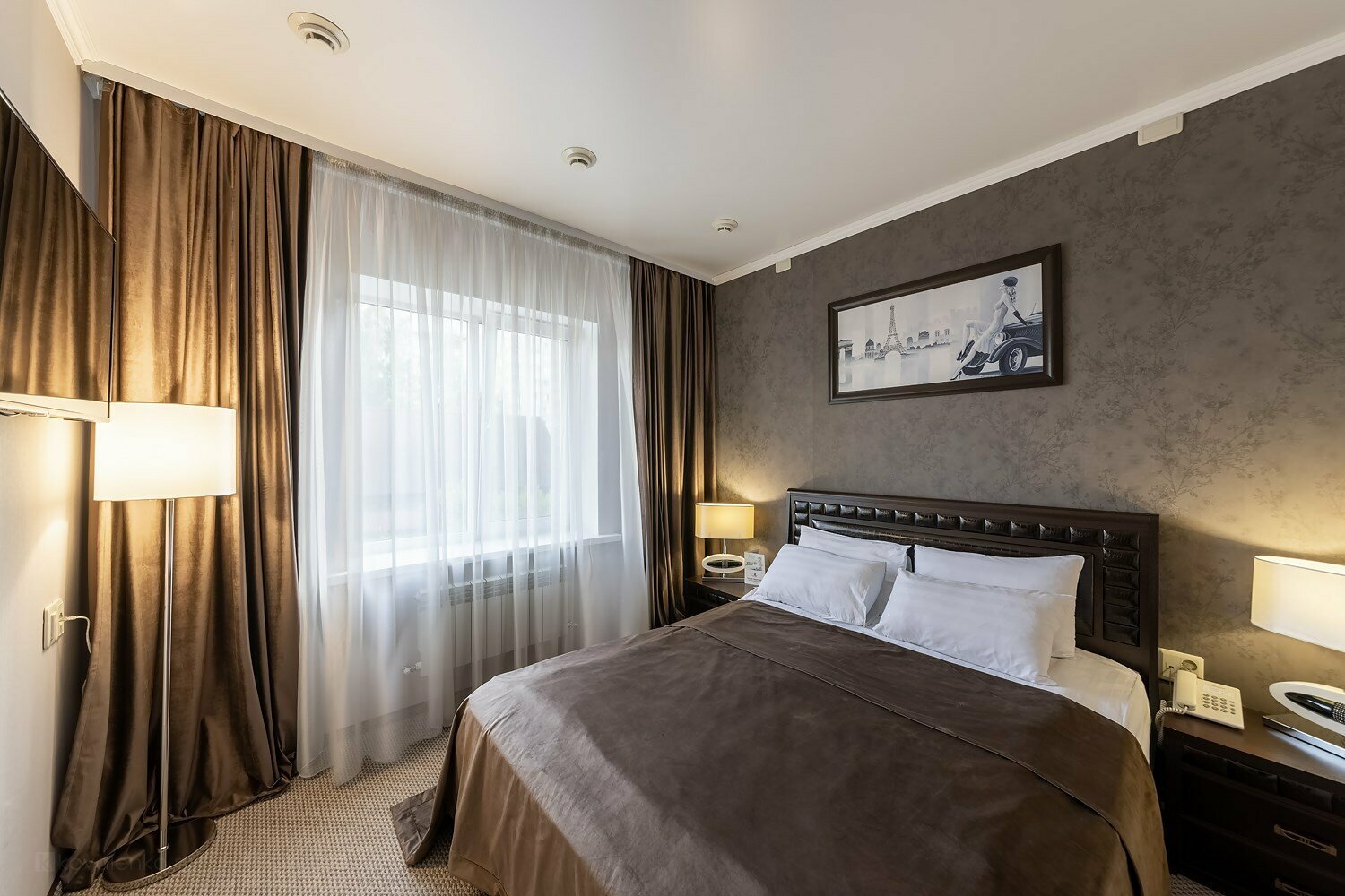 "ДеЛюкс" 4 звезды