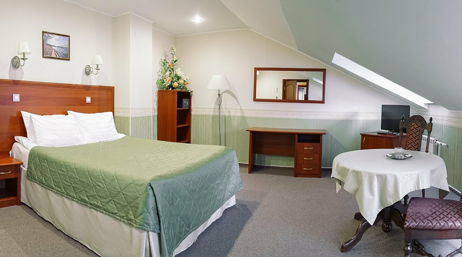 Люкс мансардный