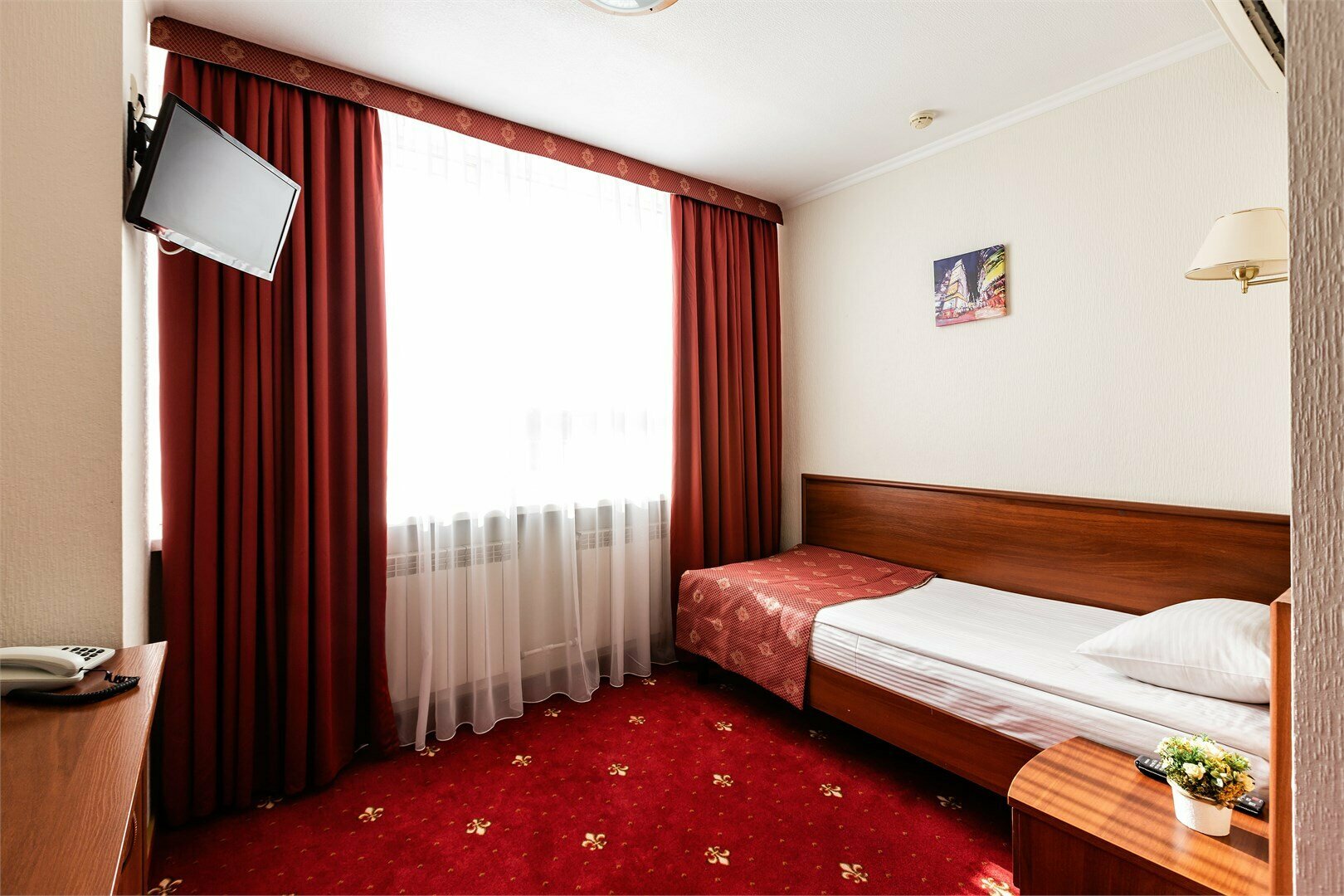 Cтaндapт одноместный