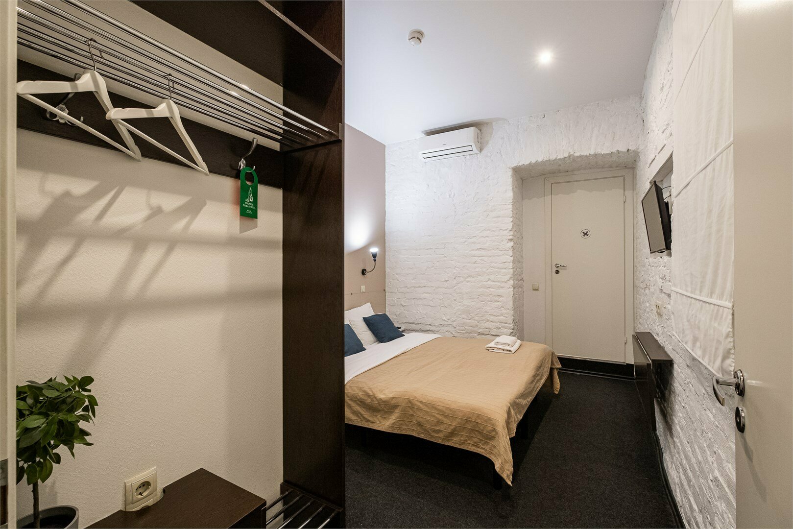 Двухместная комната (комната без окна)