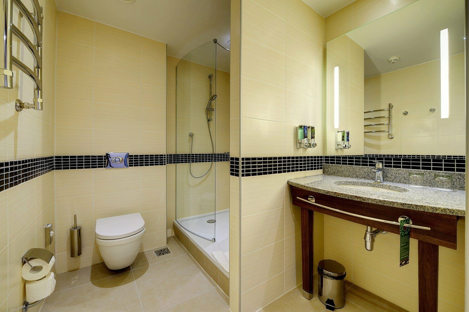 Стандартный номер с кроватью размера "queen-size"