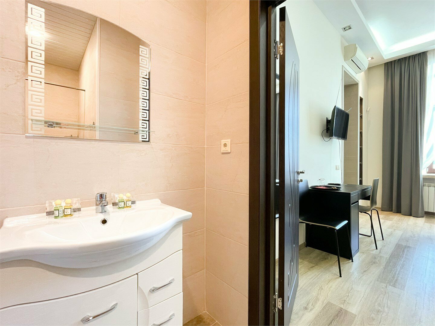 Комфорт с видом на Неву и Петропавловскую крепость