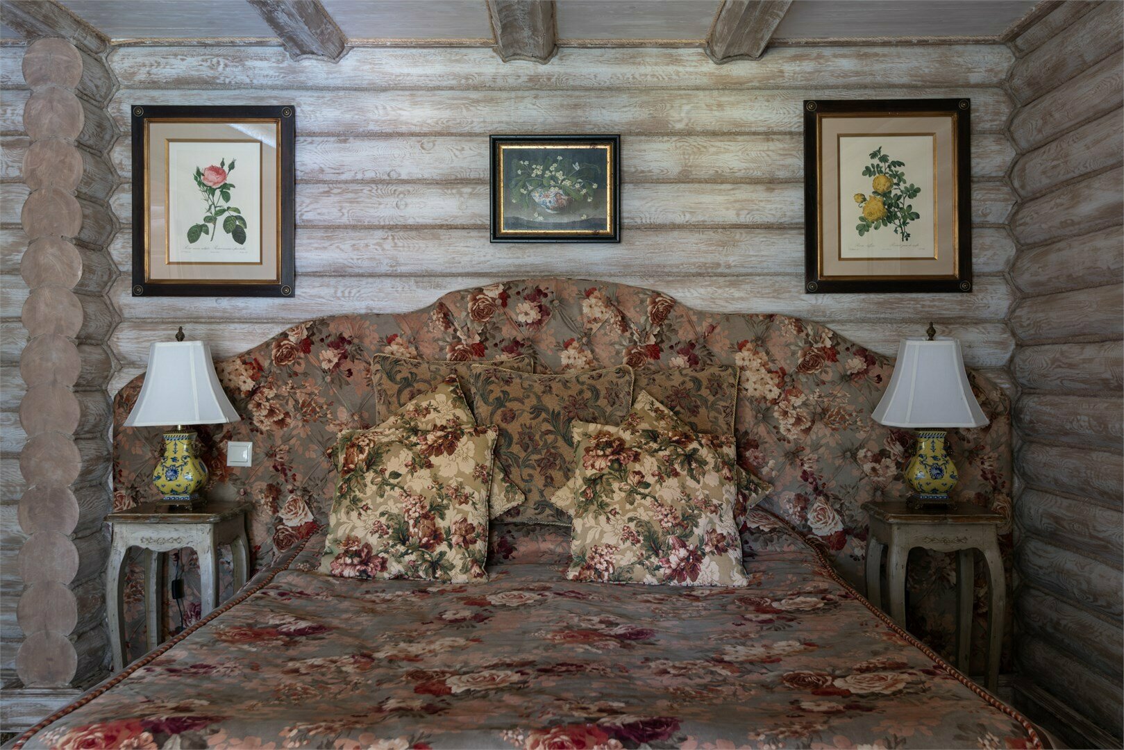 Шато-Люкс двухкомнатный