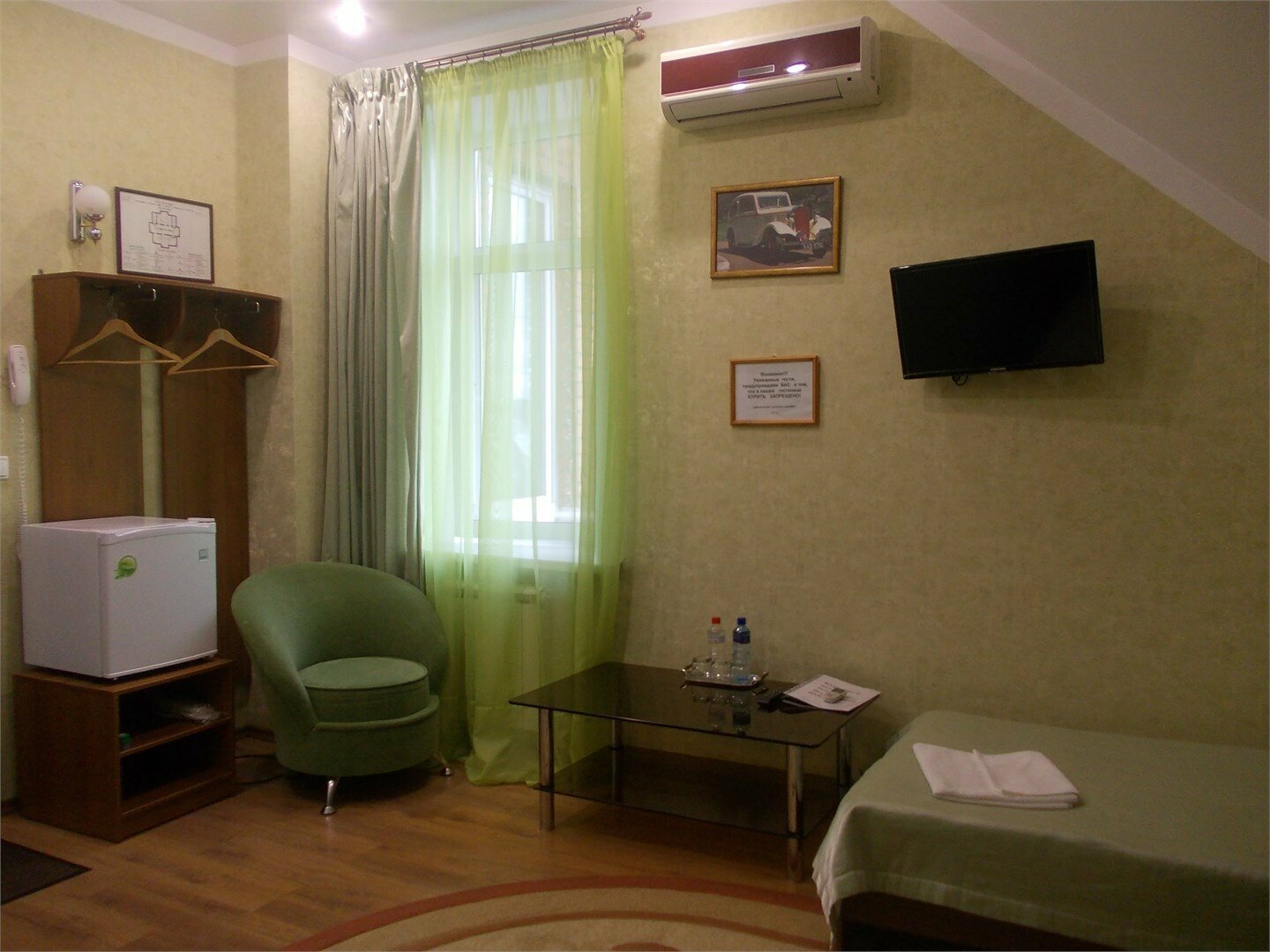 Однокомнатный трехместный