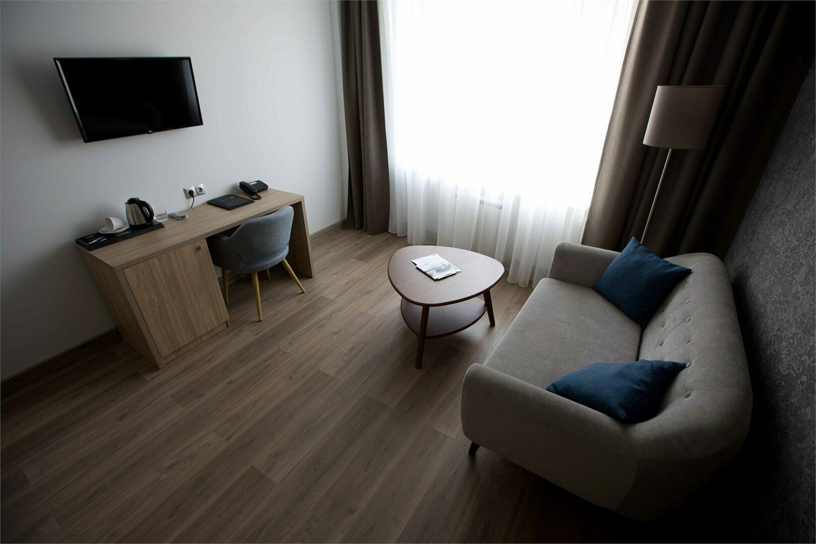 Номер Делюкс