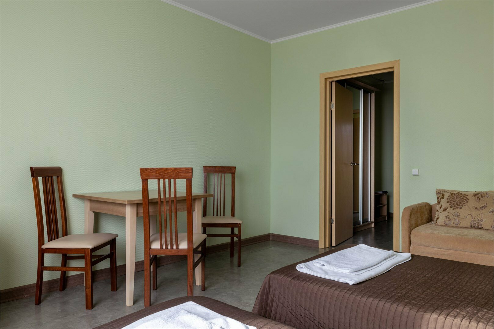 Апартаменты