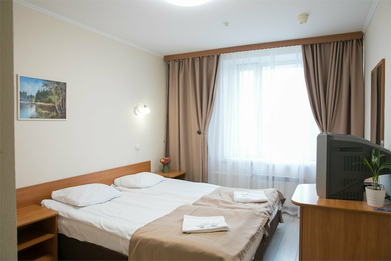 1-комнатный 2-местный номер "Эконом" с общей ванной комнатой