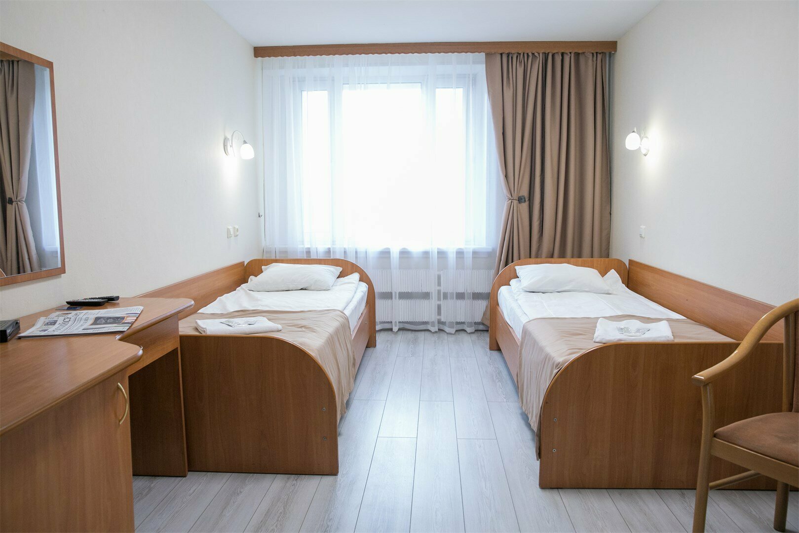 1-комнатный 2-местный номер "Эконом Плюс" с общей ванной комнатой