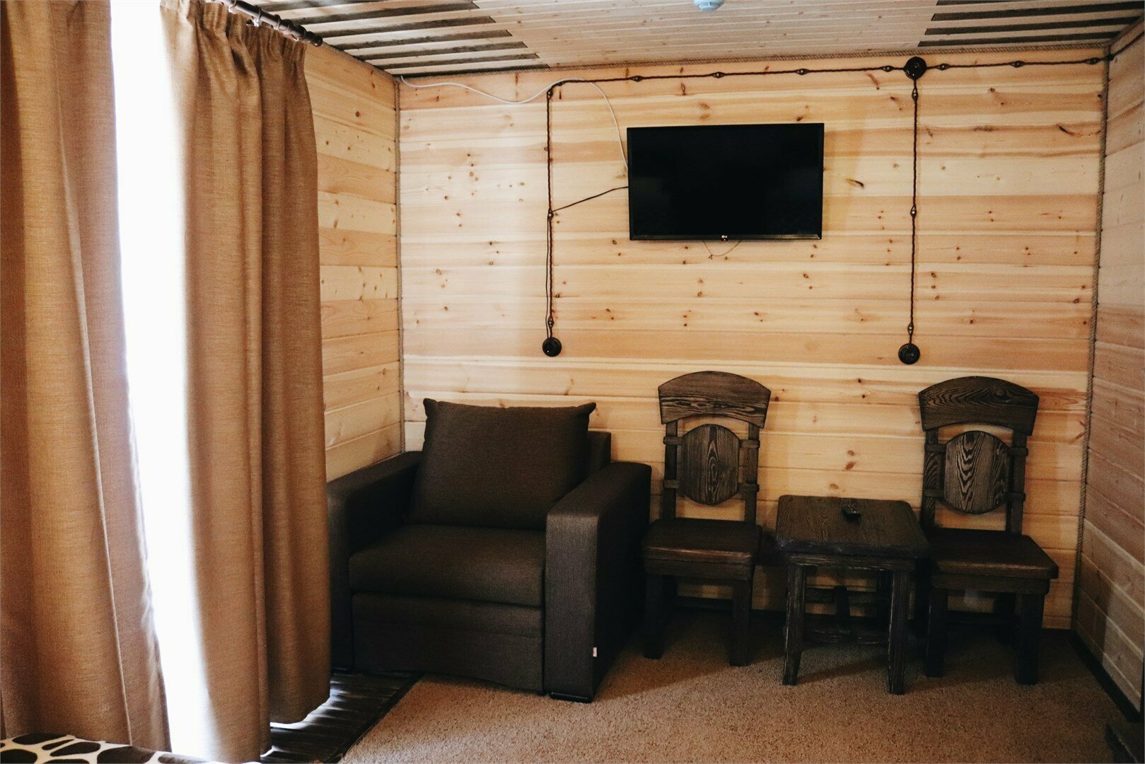 Номер "Стандарт TWIN" с раздельными кроватями