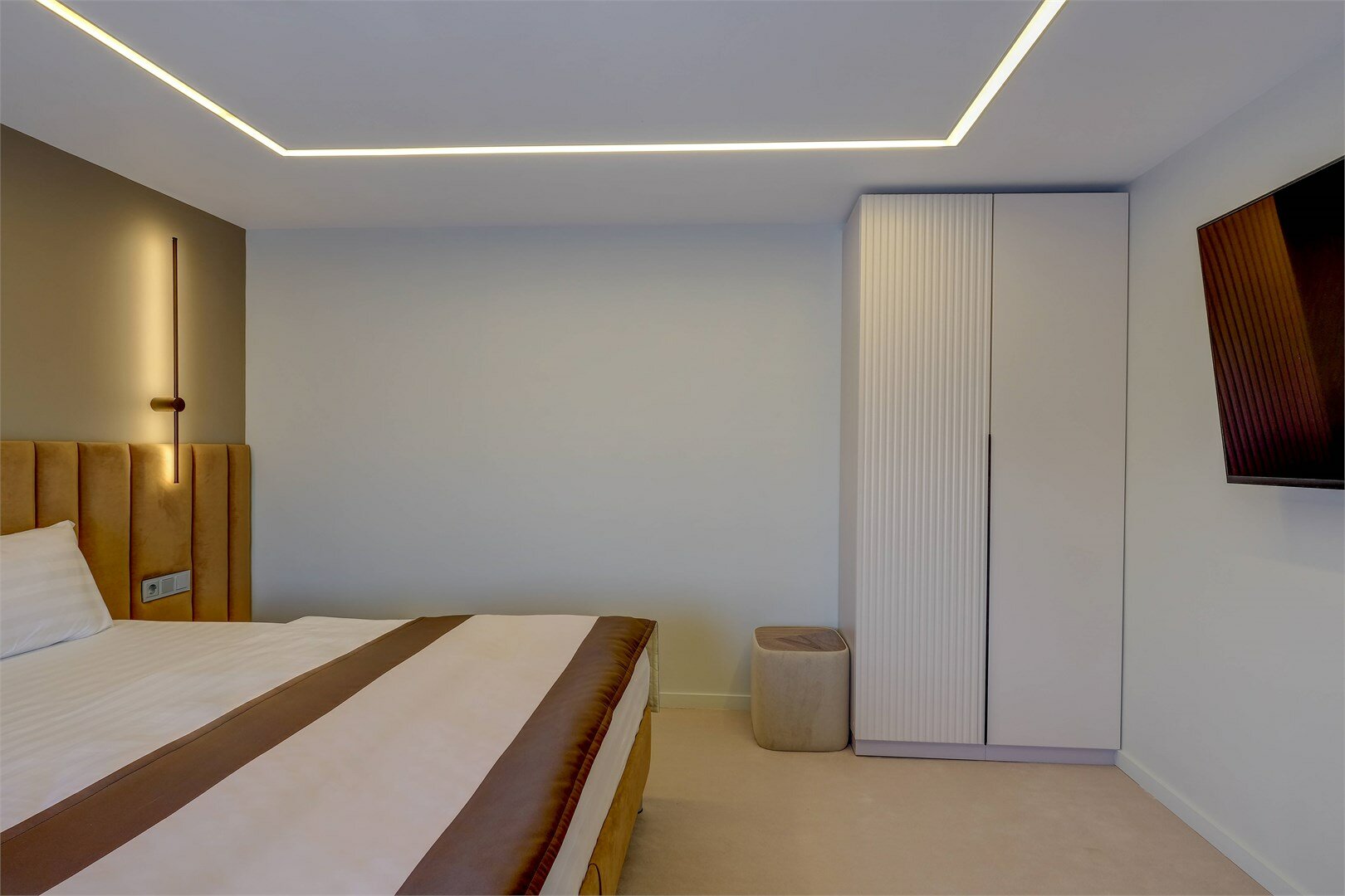 Улучшенный двухкомнатный номер категории "Джуниор Сюит".