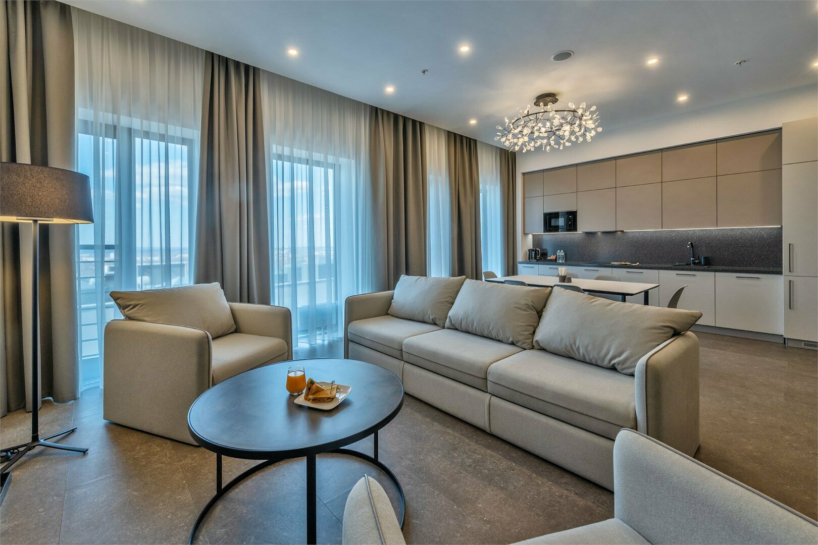 Сюит с двумя двуспальными кроватями