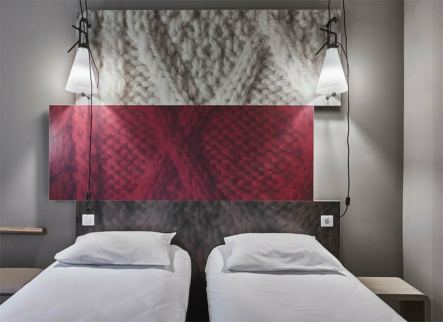 Номер Standard -  с 2 односпальными кроватями (доступ в СПА и бассейн за дополнительную плату)