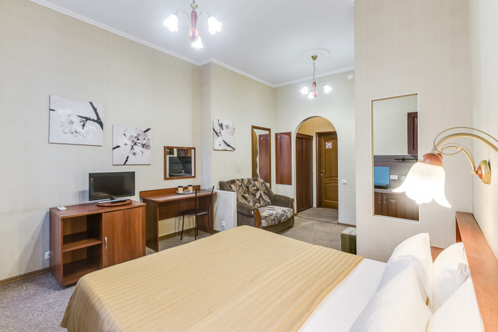 Улучшенные апартаменты