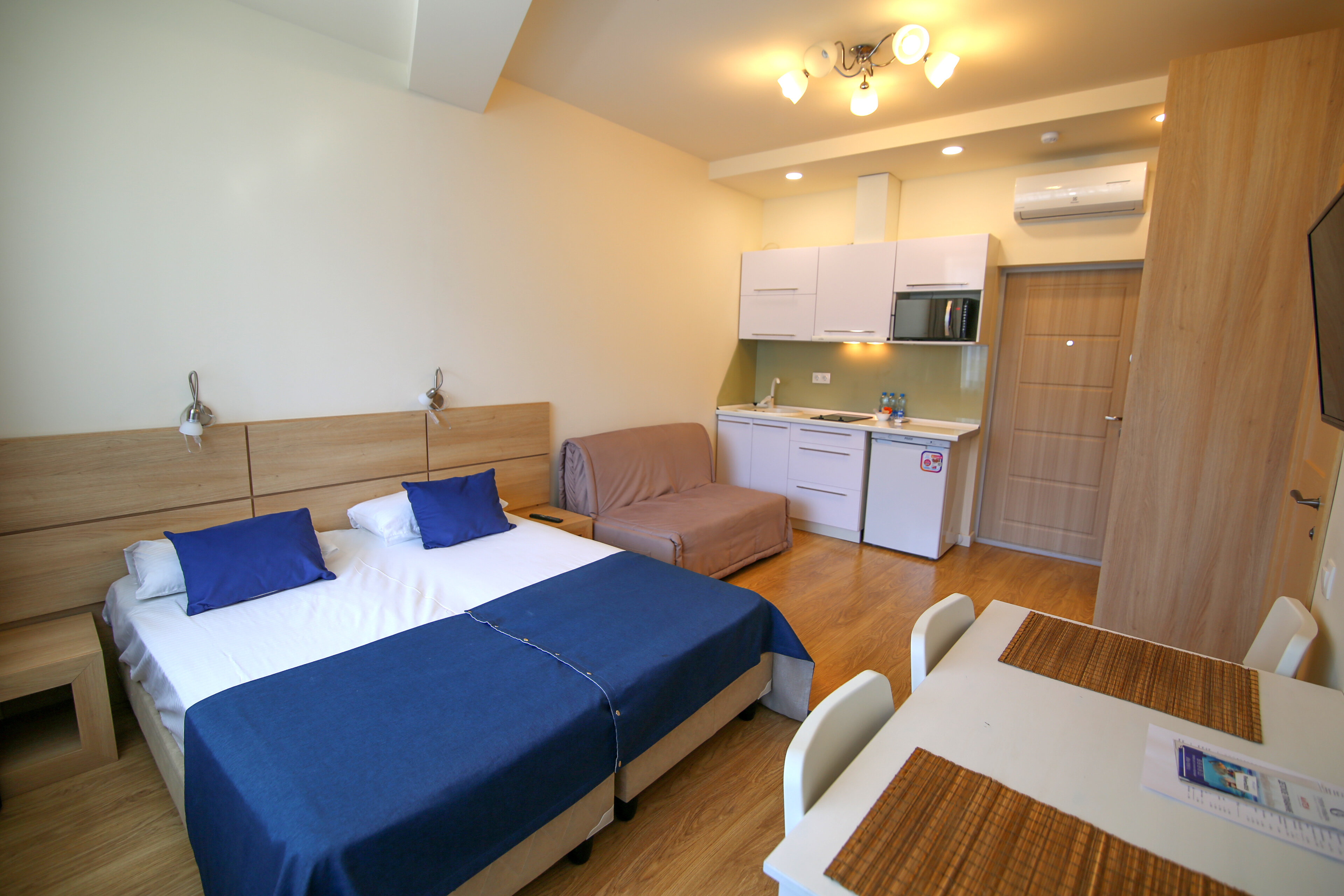 Двухместный номер с 1 кроватью и видом на горы