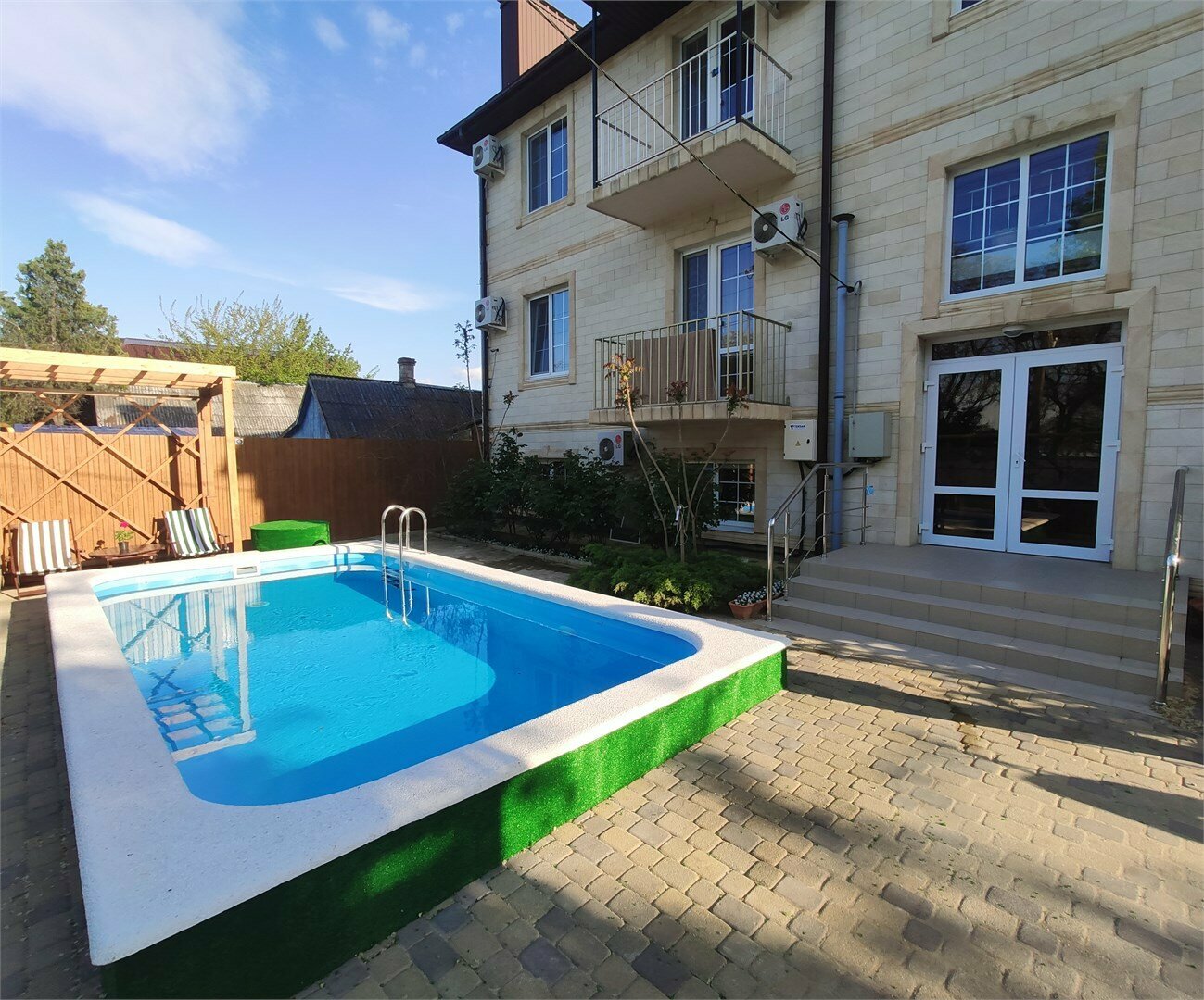 Двухместный номер в цоколе