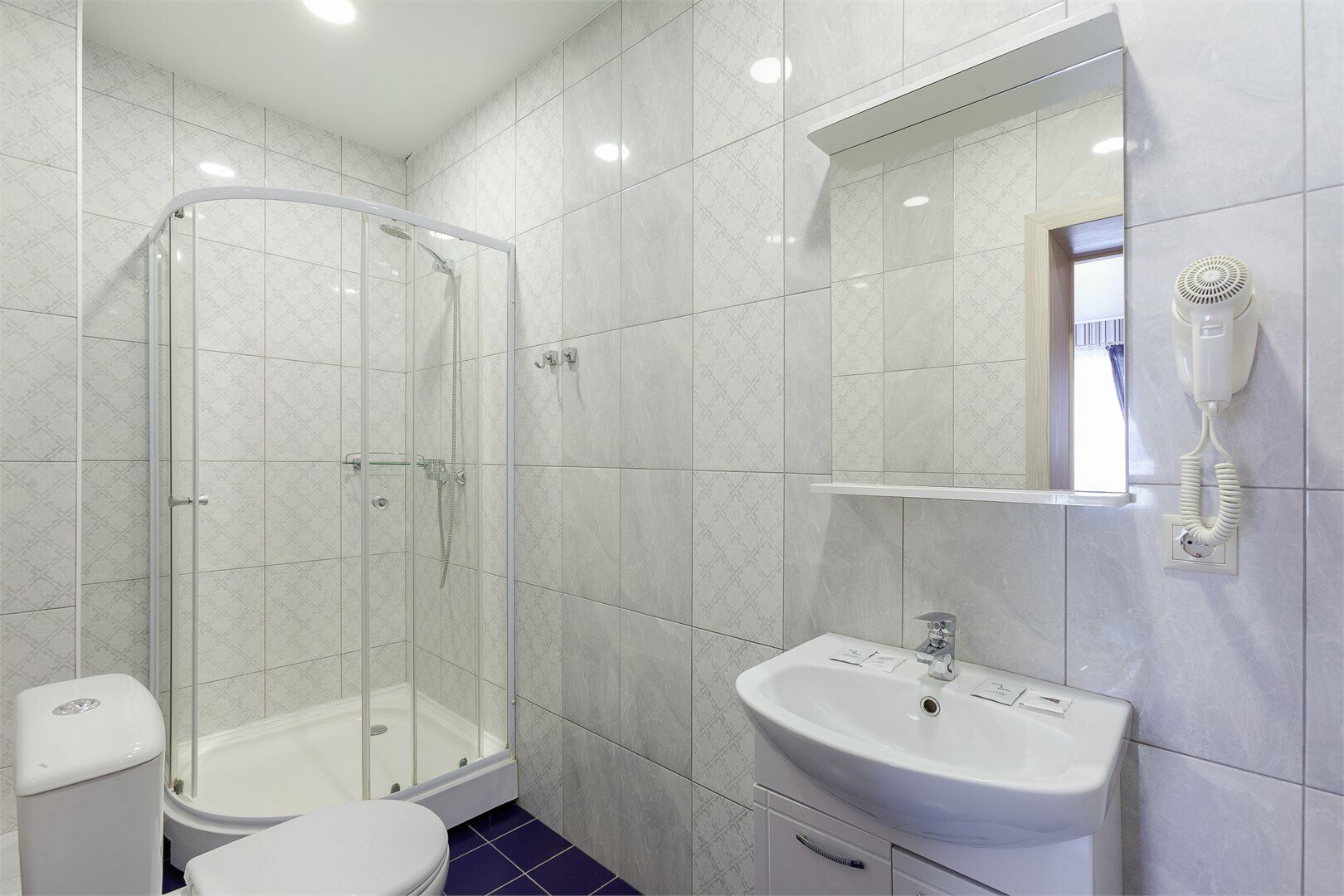 206  - Двухместный стандартный номер с 2 раздельными кроватями, бесплатная стоянка