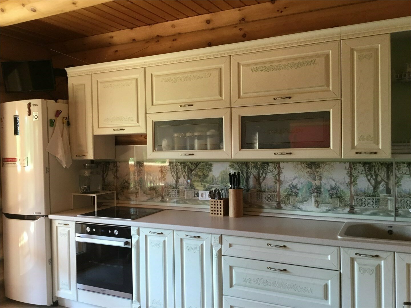 Четырехместный номер с видом на озеро