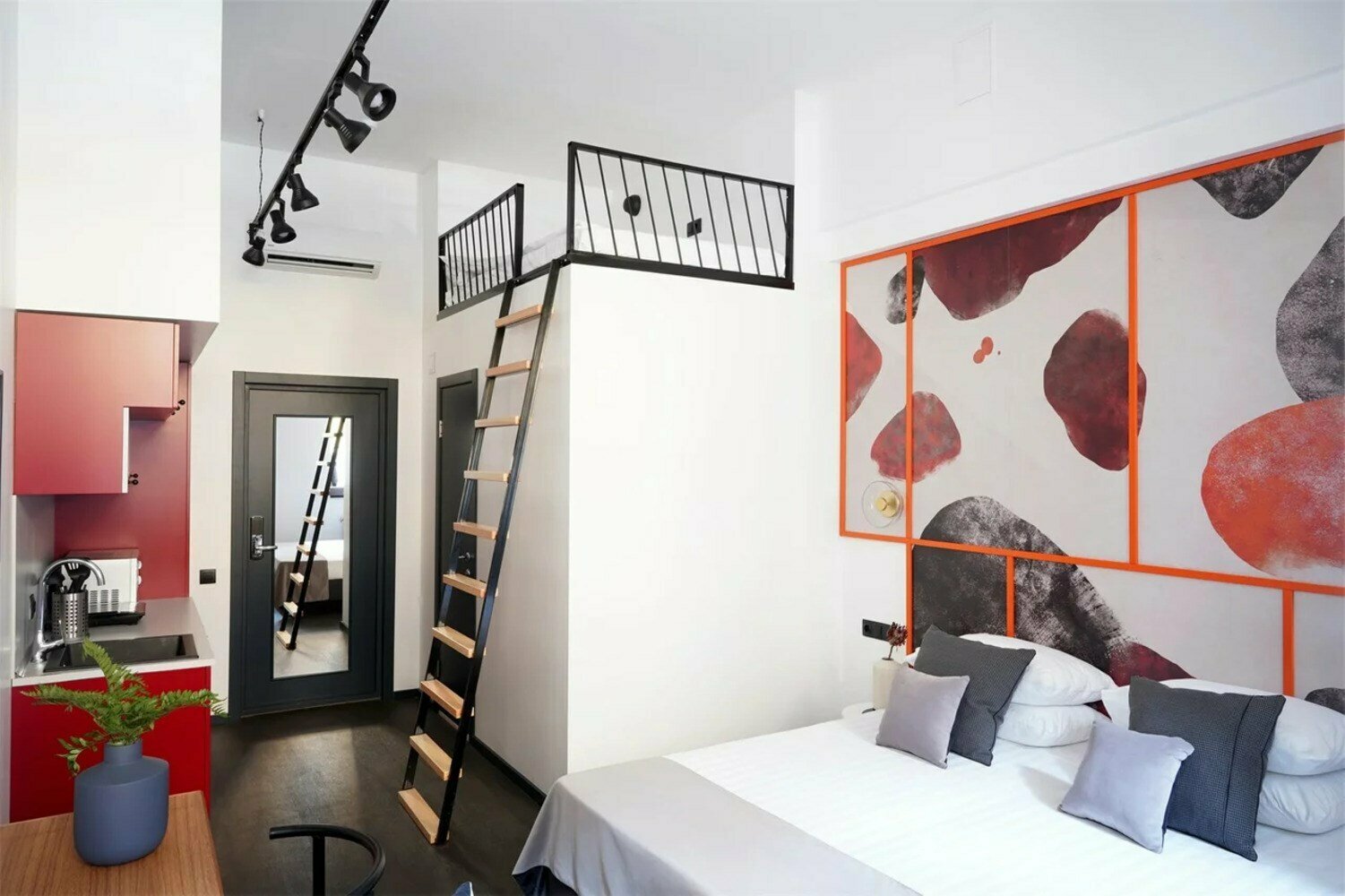 Двухуровневый номер-студио