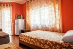 Гостевой дом "Агат" Номер студия с балконом в Агат
