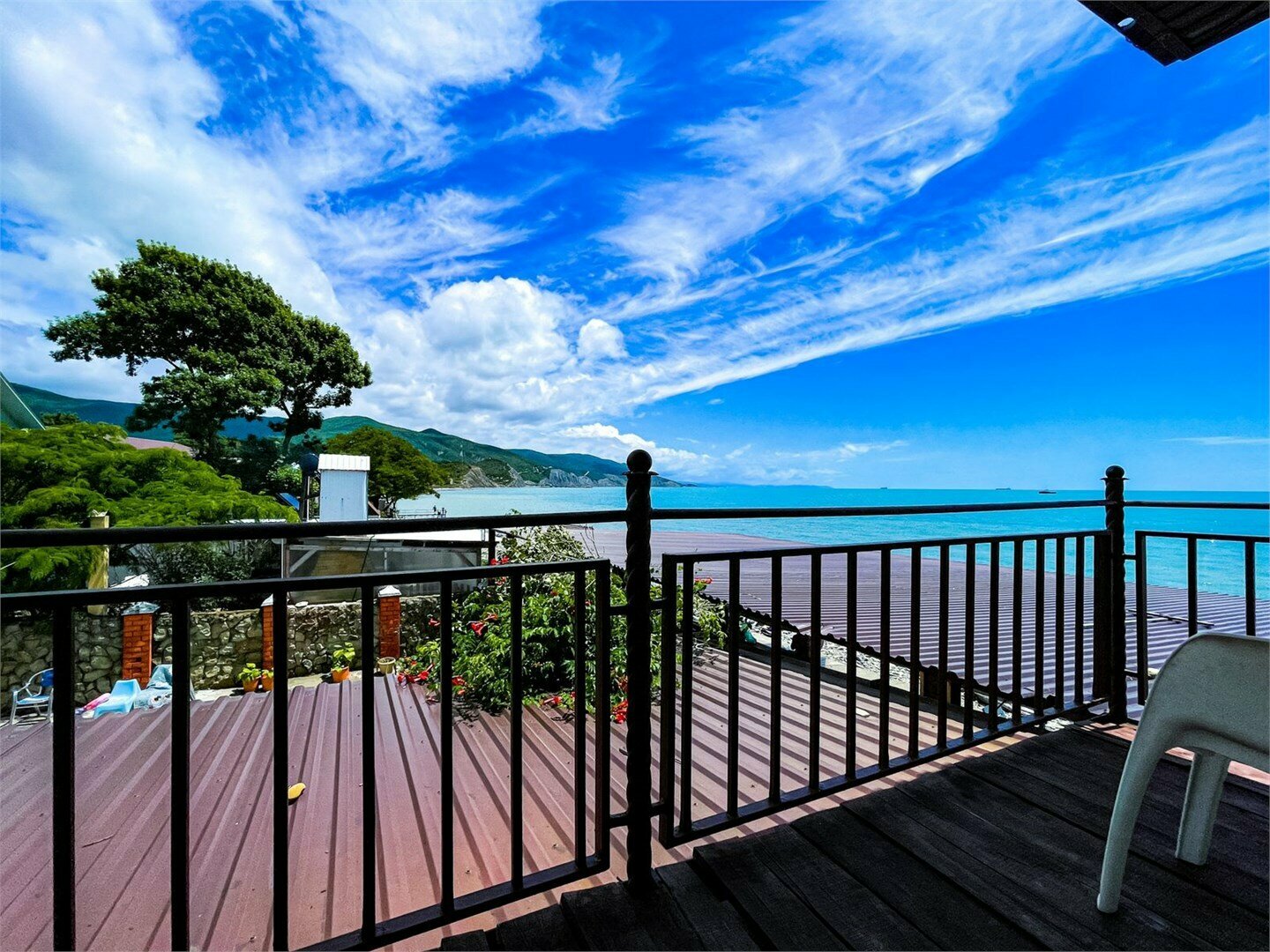 Трехместный люкс